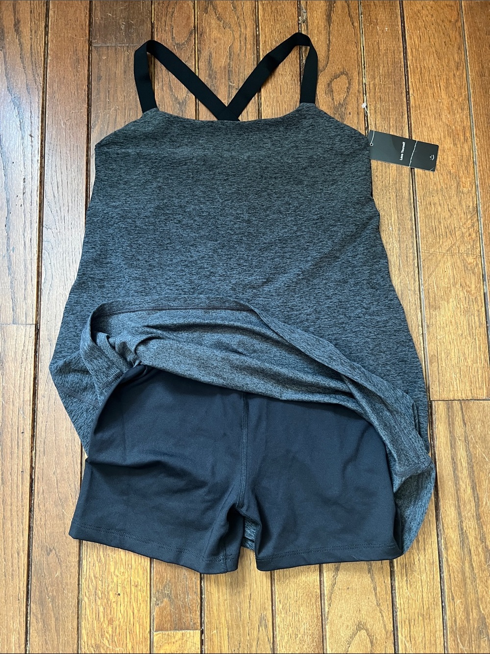 Beyond Yoga Charcoal Grey Crossback Tank Dress Skort Size Small NWT - Picture 2 of 4